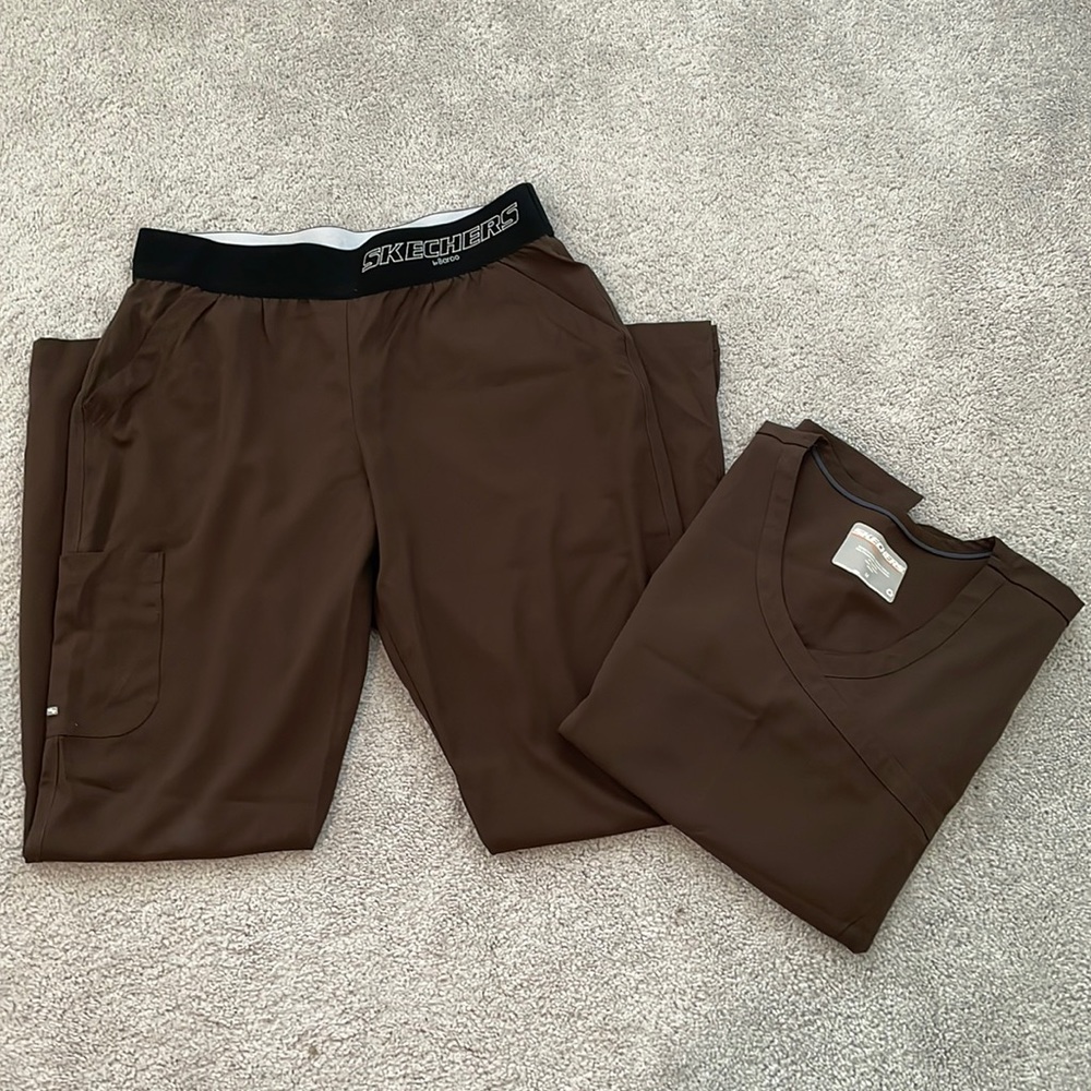 Skechers Chocolate Brown Scrub Set - Medium